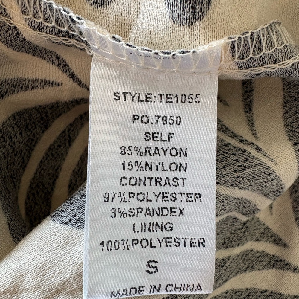 GIGIO SIZE SMALL… NEVER WORN LONG DRESS AND COMFY! - Picture 7 of 7